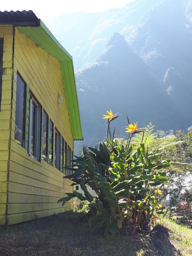 Olatika - Gite Des Cascades Cilaos Luaran gambar